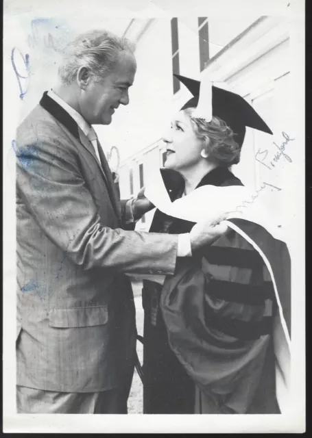 Mary Pickford—Signed Photo•United Artist Founder/Star-Lubitsch-Chaplin-Fairbanks