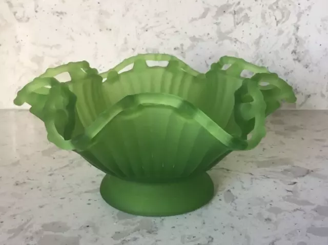 Westmoreland Green Mist Satin Frosted Glass Bowl Ruffle Lattice Edge 8" x 3.75"