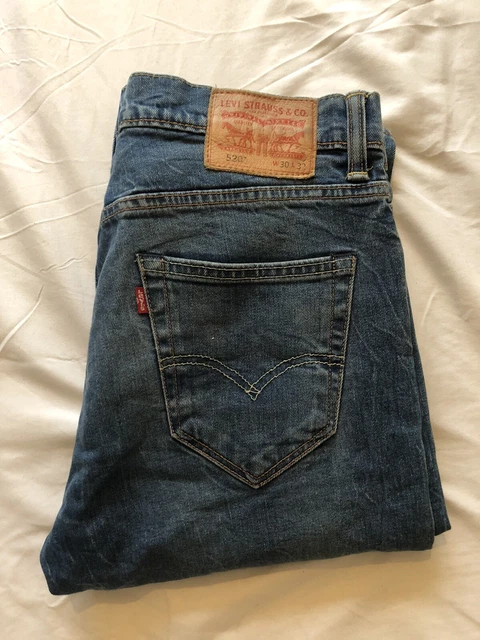 Jean homme Levis coupe mince taille 30 longueur 32