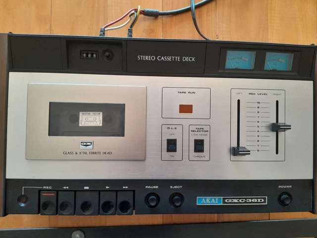 Platine K7 Vintage AKAI GXC 730 D 3 têtes 3 moteurs à chargement frontal