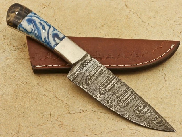 Custom Hand Forged Damascus Custom Resin Skinning Hunting Camping Knife/Steel Bo