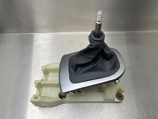 Soufflet De Levier De Vitesses Pour Kia Rio III (UB) 2012 - Réf. 846511W000 - Occasion