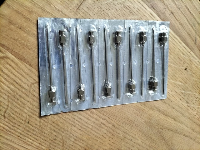 alte Kanülen für Spritzen