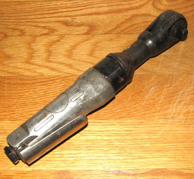 Campbell Hausfeld TL1001 3/8-Inch Air Ratchet Wrench