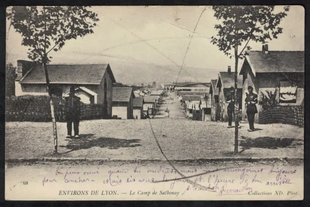 CPA Guerre environs de Lyon - le Camp de Sathonay