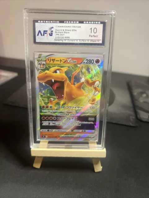 carte pokemon Charizard Vstar 10