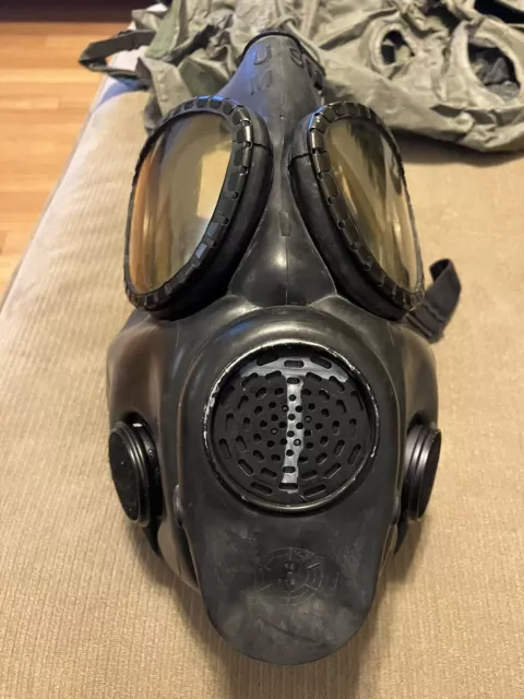 M17A1 Gas Mask, Chemical - Biological Field