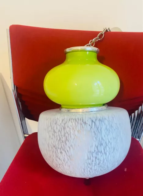 Lampadario Anni 60 In Vetro Opalino Verde Boccia Murano