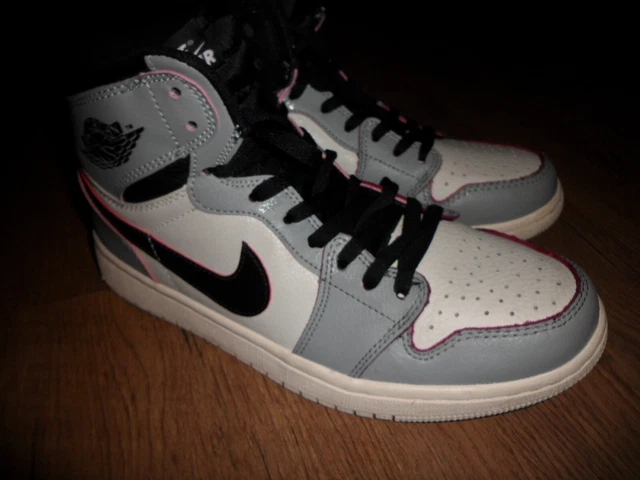 Scarpe Da Ginnastica Nike Air Jordan Mid Top In Pelle Di Marca Ex Con 7 Uk Gen Grigio