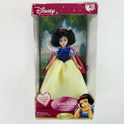 Disney Princess SNOW WHITE Brass Key Porcelain Doll Keepsake Collectible NEW