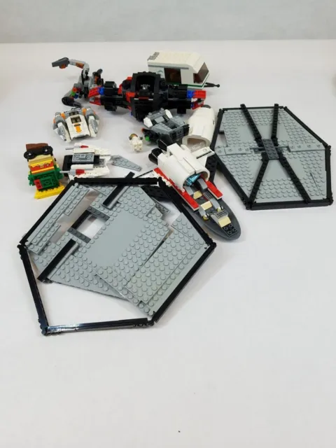 LEGO Built Vehicles Lot: W/ Star Wars, Space Shuttle ETC