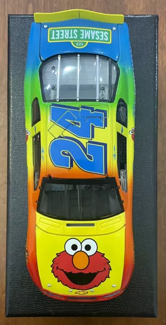 Jeff Gordon #24 Foundation Sesame Street’s Elmo, Action Elite 1:24 Die-Cast