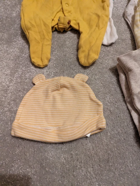 Newborn/ 0-1 / 0-3 / Gender Neutral / Unisex / Baby Clothes Bundle / Yellows 7