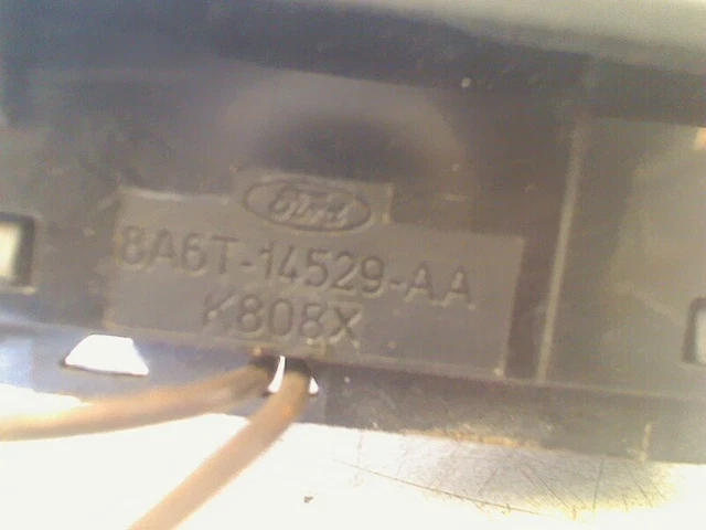 Revêtement Extérieur Bras Raclette Vitre Avant – Pour FORD Fiesta (01/1989 – 08/1996)