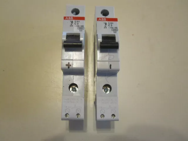 2 interruttori di protezione linea ABB S201 C3 H10 fusibile automatico contatto ausiliario C3A