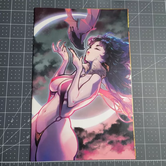 Vampirella #19 Exclusive Rose Besch Virgin Variant