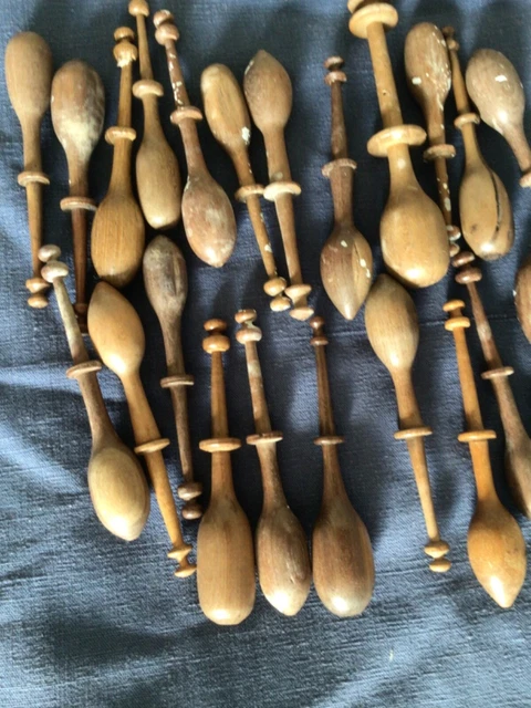 Lot De 12 Fuseaux à Dentelle En Buis - Neufs - Pour Travaux De Dentelle Traditionnelle Ou Artisanat