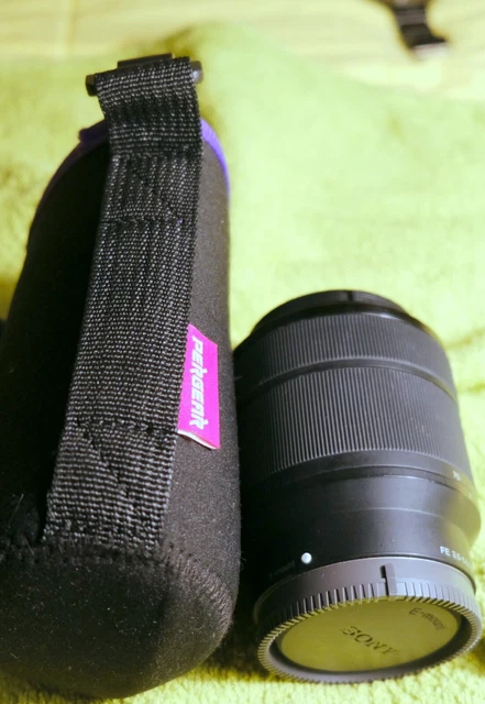 Sony Alpha SEL2870 28-70 mm F/3.5-5.6 IS AF OSS FE Objektiv Vollformat Zoom top 7