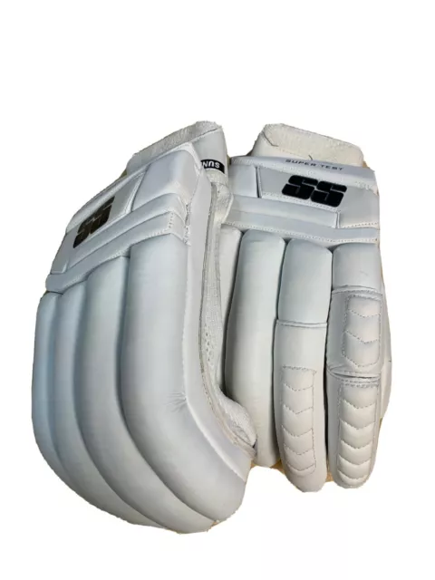 cricket gloves