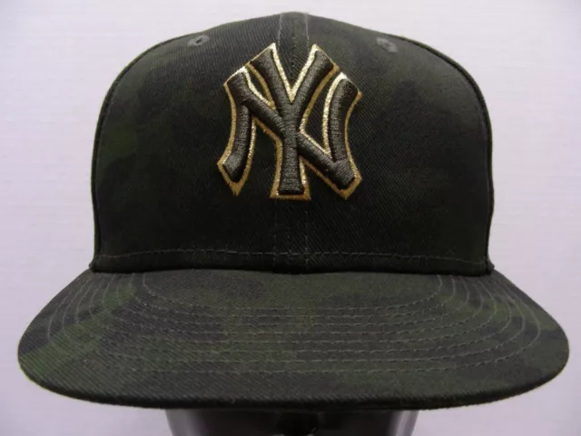 NEW YORK YANKEES - MLB - "BREANNA" - New Era 7 1/8 Fitted Size Baseball Cap Hat!