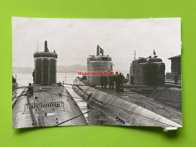 FOTO, 11.UFLOTTILLE, STÜTZPUNKT Bergen, 1944, Norwegen, UBoot 1052 (N