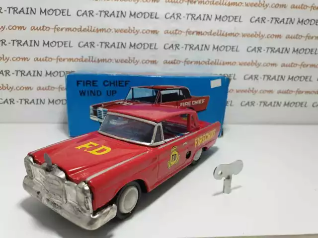 VINTAGE Fire Chief Wind Up - Auto di latta a corda - Tin car