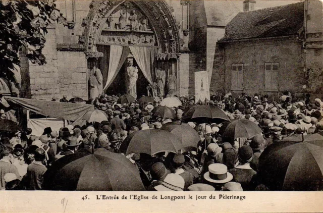 CPA Longpont sur Orge (91 Essonne), L'église le jour du Pèlerinage, années 1910