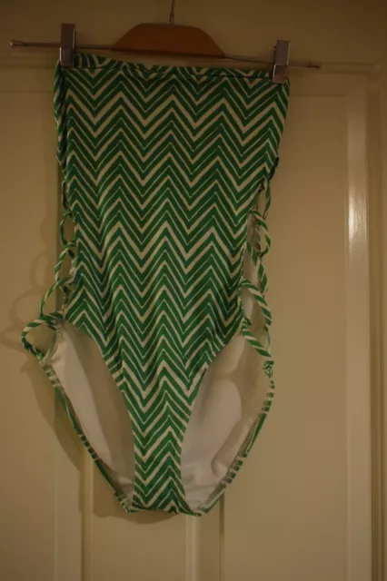 Costume de natation imprimé œillet Asos vert zig zag taille Royaume-Uni 10