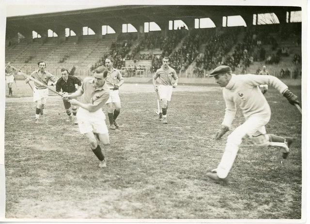 Héliogravure Vintage Stade Jean-Bouin : Racing Club De Paris Vs Toulon - 1935