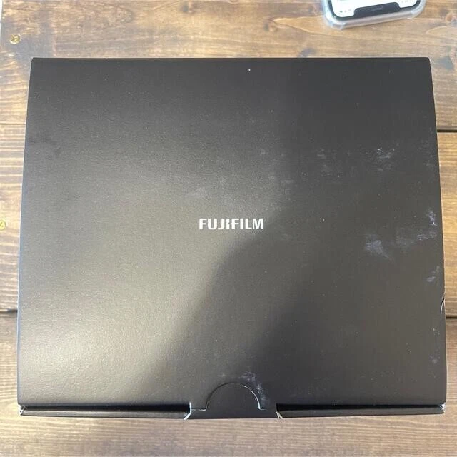 NEW FUJIFILM X100V Silver 26.1 MP Digital Camera from Japan 2,390.00