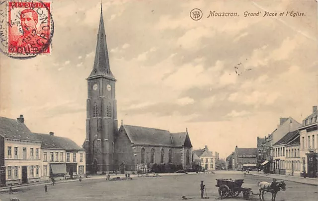 Belgique - MOUSCRON (Hainaut) Grand' Place et l'église