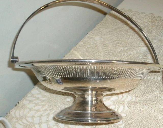 VINTAGE MAPPIN & WEBB SILVER PLATED BOWL WITH A HANDLE Base Letter