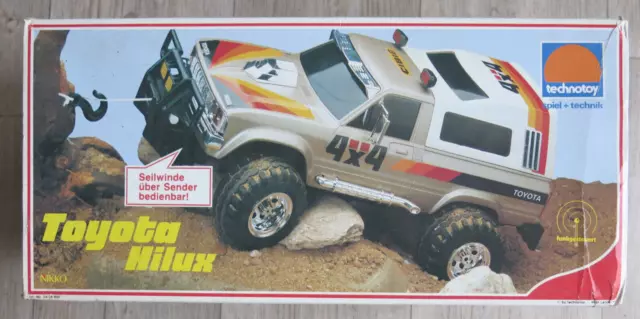 Nikko TECHNOTOY Toyota Hilux Geländewagen RC