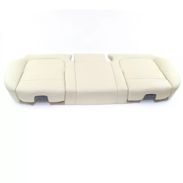 Volvo Child Booster Seat (Backrest Only) does not include bottom 31470521