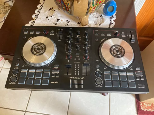 Pioneer DJ DDJ-SB3 DJ Controller Serato DJ