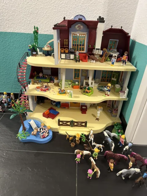 PLAYMOBIL Mein Großes Puppenhaus (70205)