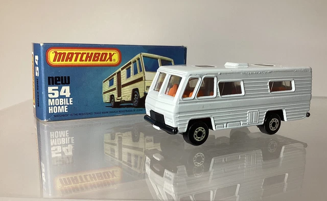 Matchbox Superfast No 54 Mobile Home White, Black Base Org Vintage Box (1980)