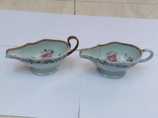Rare pair of Chinese 18th century porcelain sauce boats