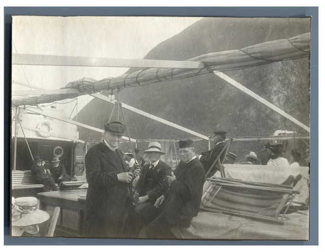 Norvège, A bord de l&#039;Ile de France  Vintage silver print.  Tirage argenti