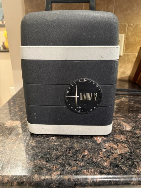 Projecteur Bell & Howell Lumina 1.2 à chargement automatique de