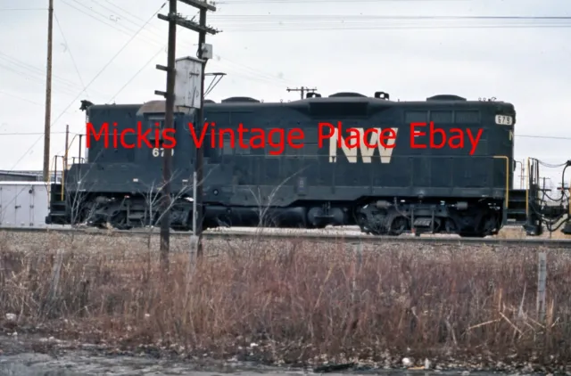 Original Slide, 1976 NW Norfolk Western Locomotive NW 679  W56