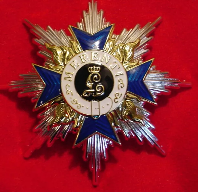 BAVARIAN  MEDAL / ORDER - BREAST STAR of GRAND CROSS OF THE MILITARY MERIT ORDER