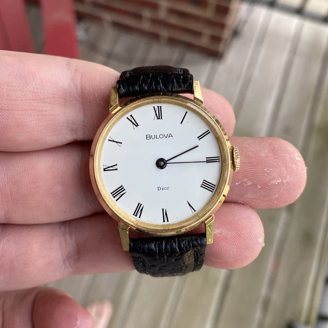 Rare Vintage Bulova Dior Mens Watch 1976 Gold Tone - Running Roman Dial 32.5mm