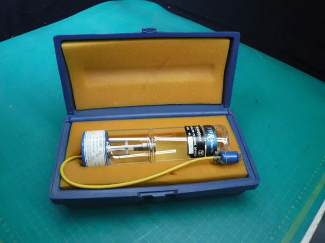 Westinghouse VWR AA Hollow Cathode Lamp Tube element Fe 36037 iron PE instrument