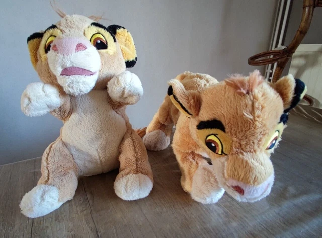 Peluche Doudou mouchoir Disney Le Roi Lion Simba Nicotoy