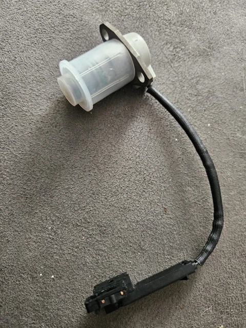 NEW Bosch Transit Fuel Pump Timing Solenoid – VP44 Pump Type, Fits Cummins & Ford Transit, 0986444950