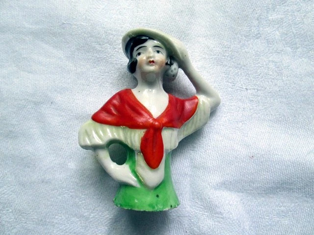 ancienne demi figurine Poupée à L'Éventail half doll art deco femme
