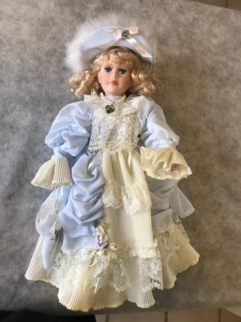 ANCIENNE POUPÉE COMPOSITION Renou Paris avec boîte EUR 45,00 - FR