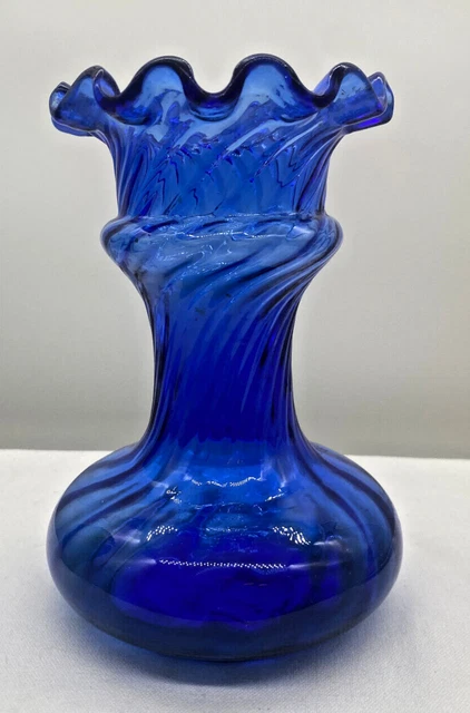 HAND BLOWN COBALT Blue Art Glass Twisted Optic Glass Vase With Ruffled HAND BLOWN COBALT Blue Art Glass Twisted Optic Glass Vase With Ruffled