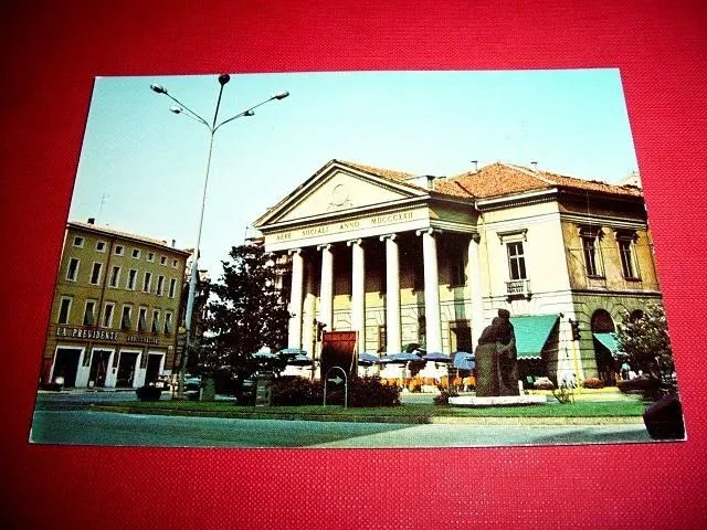 Cartolina Mantova - Piazza Cavallotti e Teatro 1960 ca